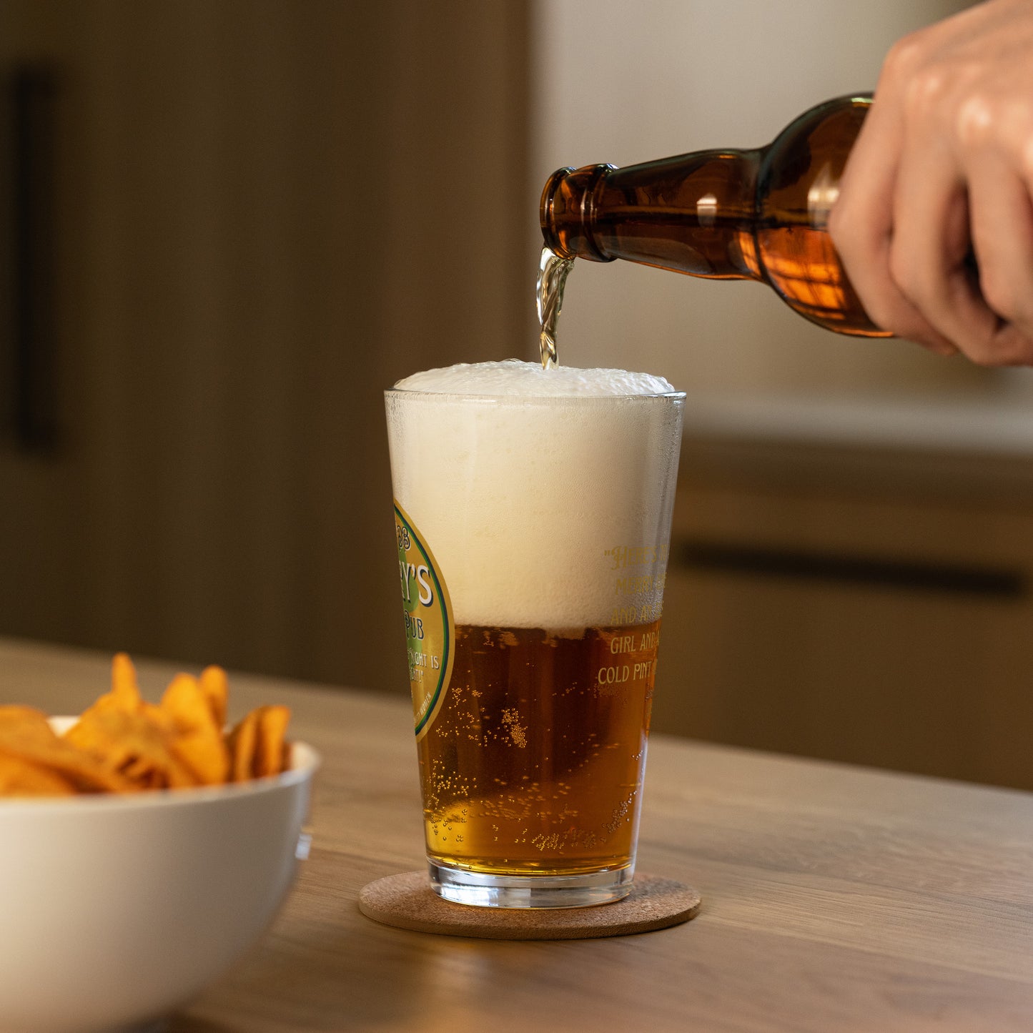 Shaker pint glass